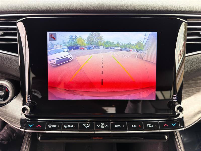 Used 2024 Jeep Wagoneer Series II AWD/4WD image 19