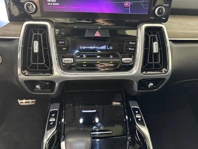 Used 2023 Kia Sorento SX Prestige image 23