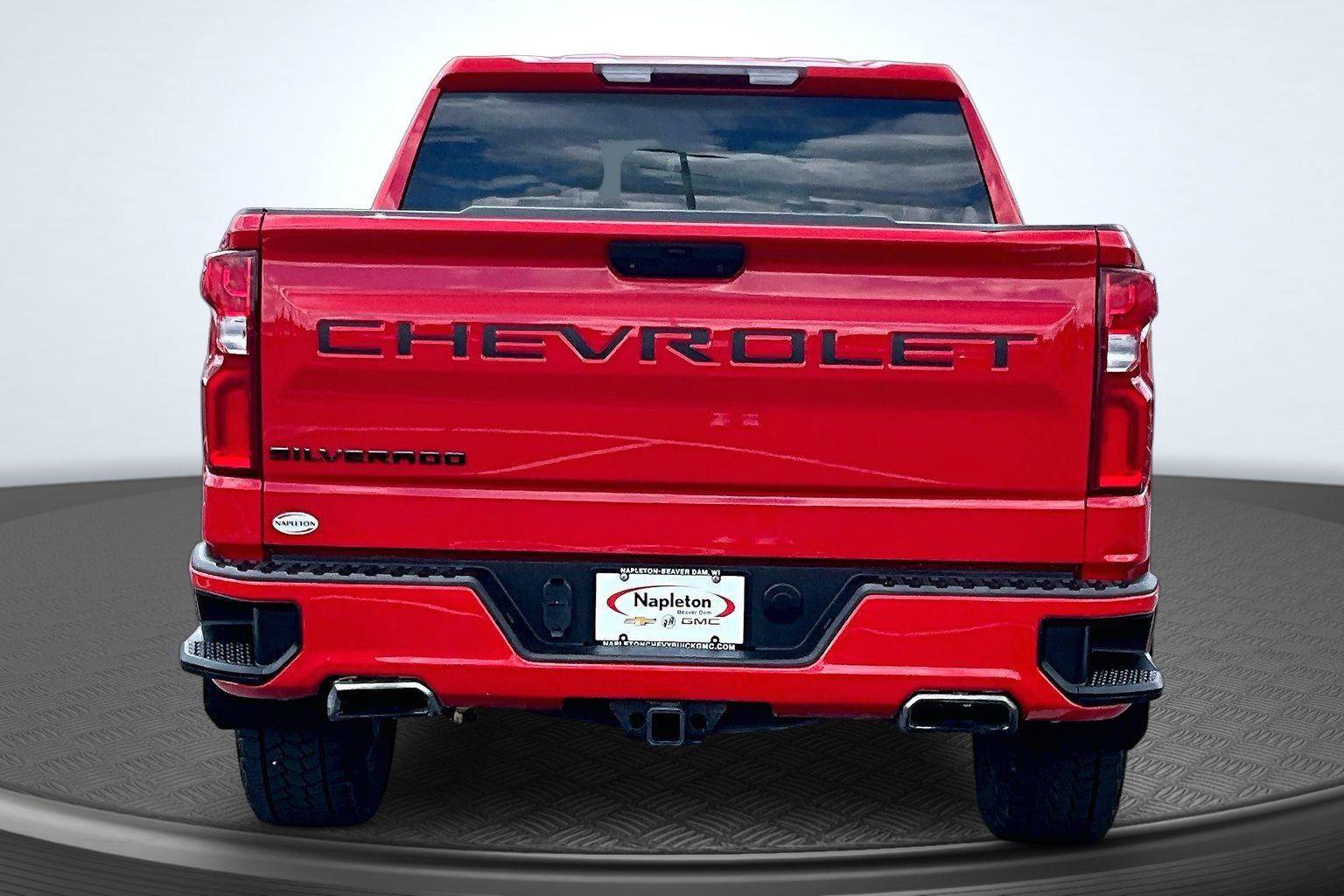 Used 2021 Chevrolet Silverado 1500 RST AWD/4WD image 4