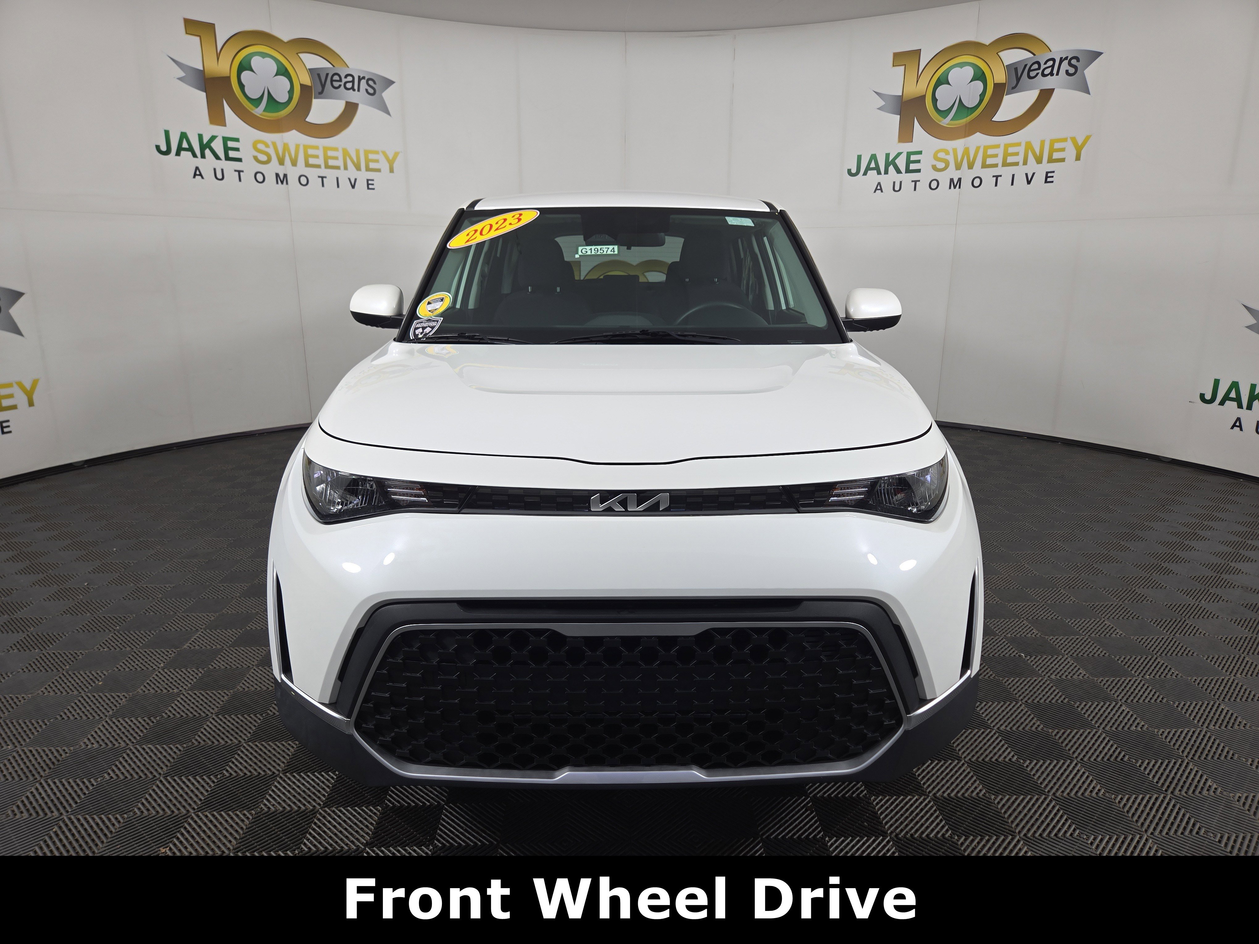 Used 2023 Kia Soul LX w/ LX Technology Package image 2