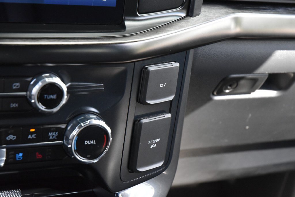 Used 2023 Ford F150 Lariat w/ Equipment Group 502A High AWD/4WD image 31