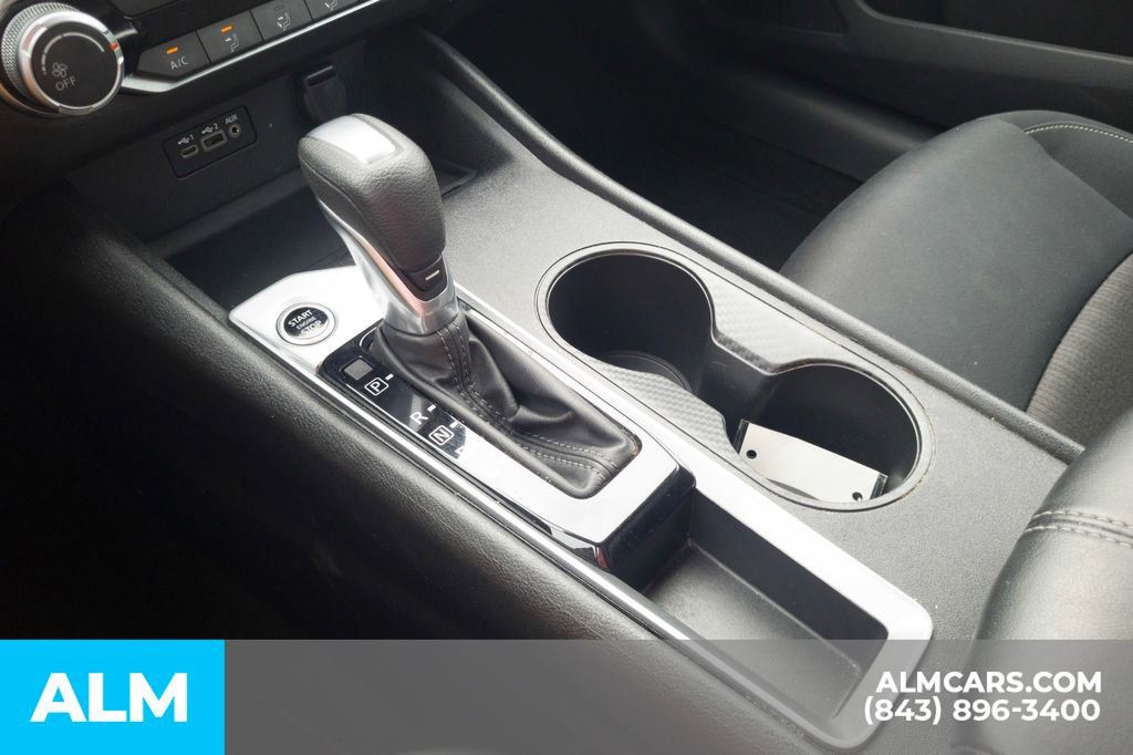 Used 2025 Nissan Altima 2.5 SV FWD image 27