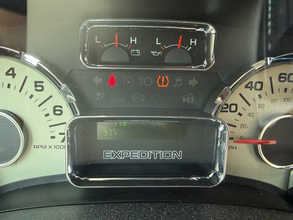 Used 2011 Ford Expedition XLT RWD image 26
