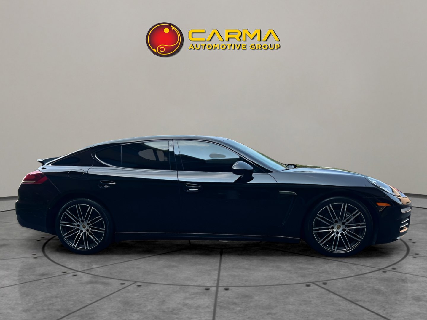 Used 2015 Porsche Panamera 4S image 6