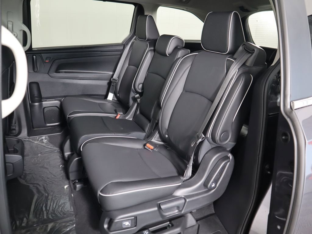 New 2026 Honda Odyssey Touring image 22
