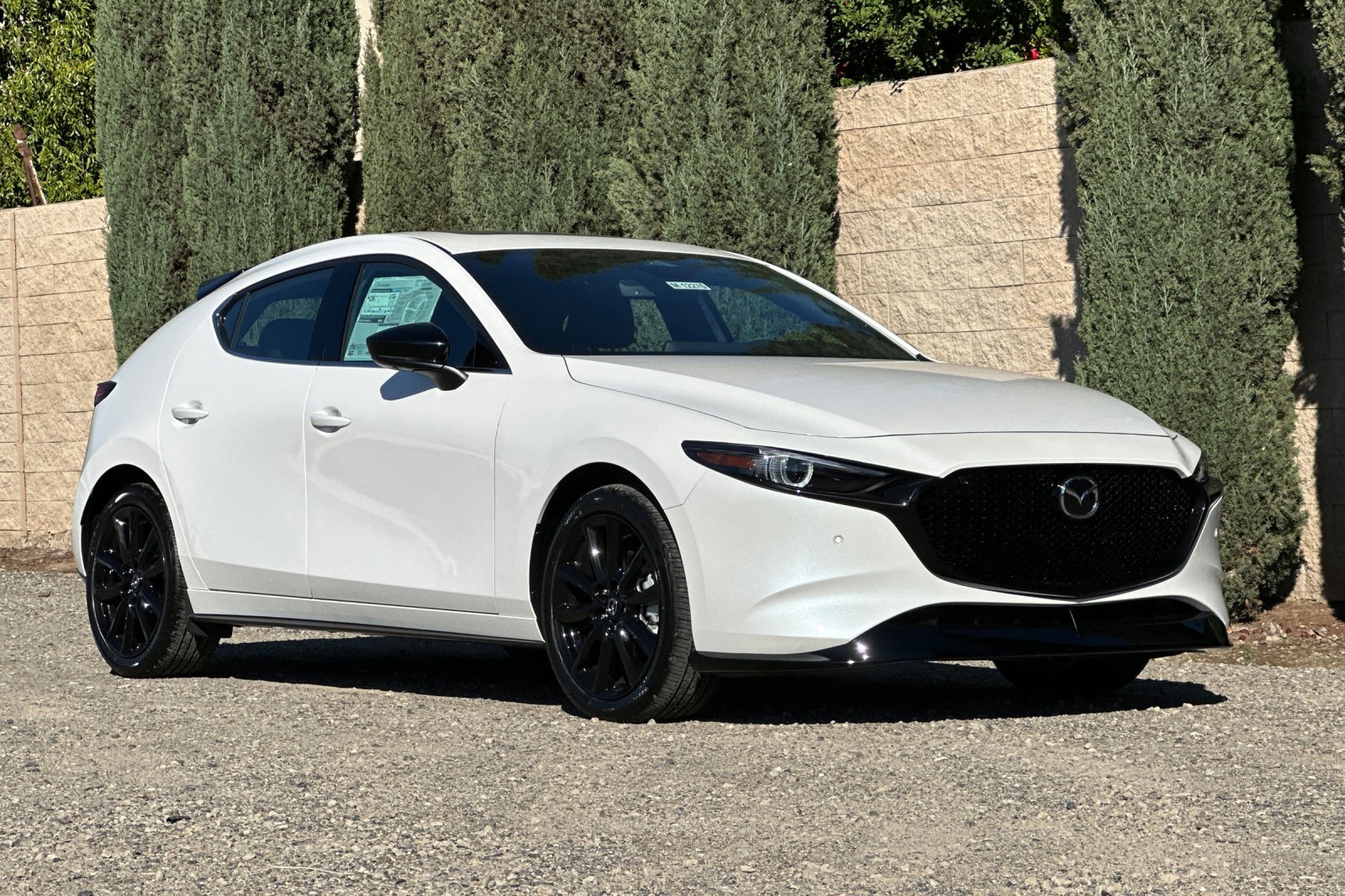 New 2026 MAZDA MAZDA3 Hatchback w/Premium Plus Pkg image 2