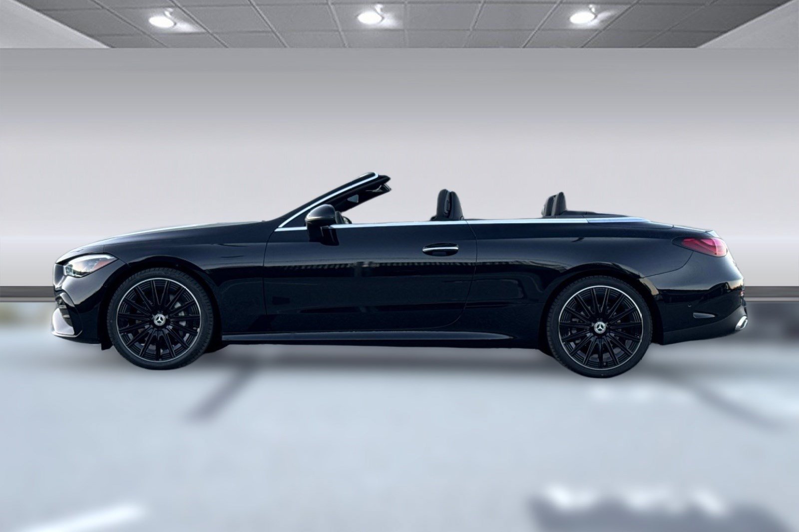 New 2026 Mercedes-Benz CLE 300 4MATIC Cabriolet image 2