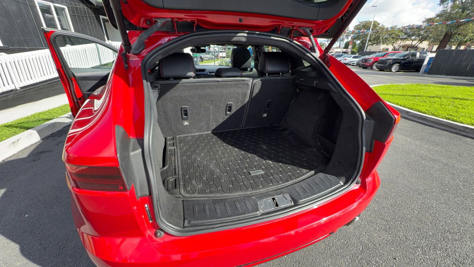 Used 2018 Jaguar E-PACE First Edition image 38