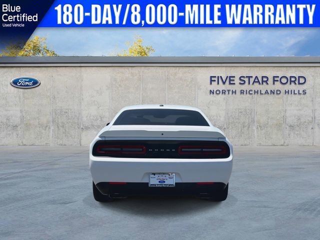 Used 2018 Dodge Challenger R/T RWD image 9