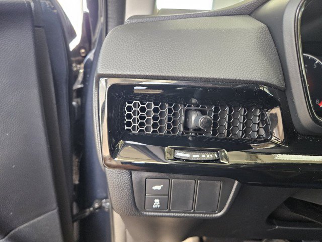 Used 2025 Honda CR-V EX-L image 29