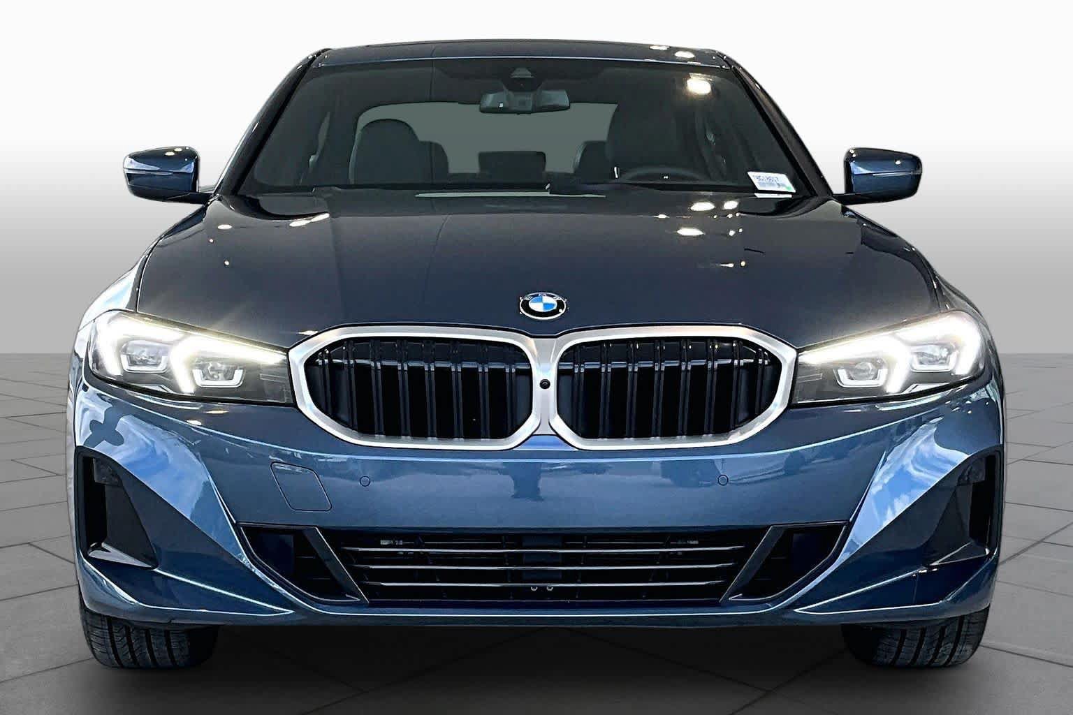 Used 2026 BMW 330i Sedan RWD image 3