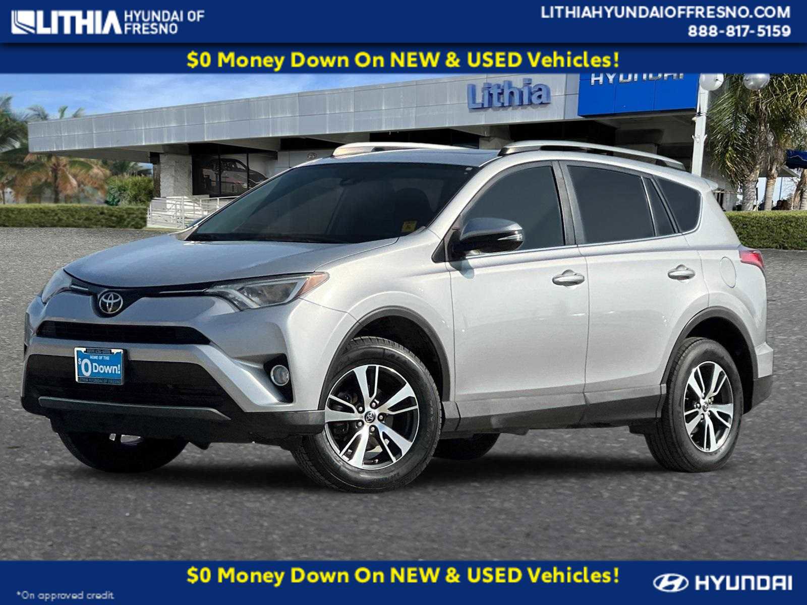Used 2018 Toyota RAV4 XLE video 1