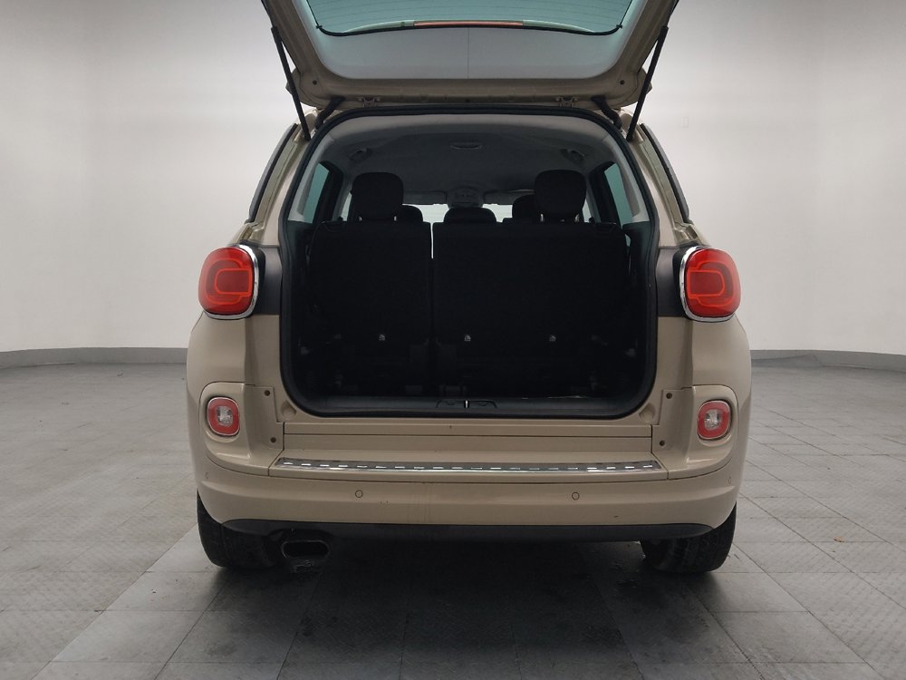 Used 2017 FIAT 500L Pop w/ Popular Equipment Package image 29