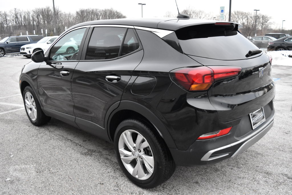 Used 2025 Buick Encore GX Preferred AWD/4WD image 6