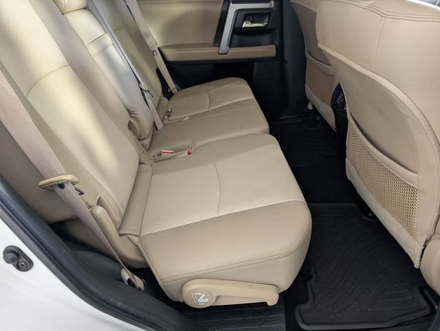 Used 2016 Toyota 4Runner SR5 Premium image 29