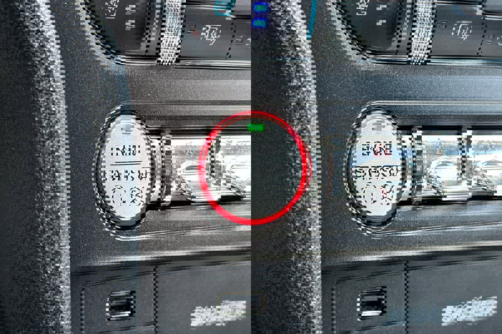 Used 2016 Ford Mustang Premium image 22