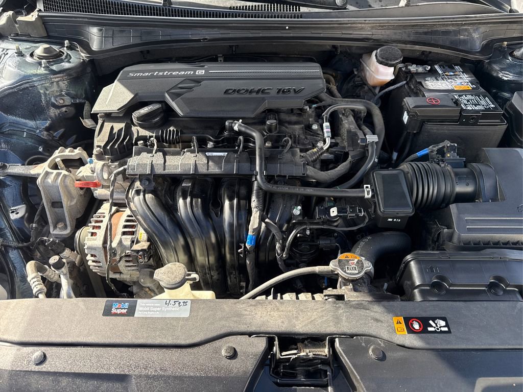 Certified 2021 Hyundai Elantra SEL image 13