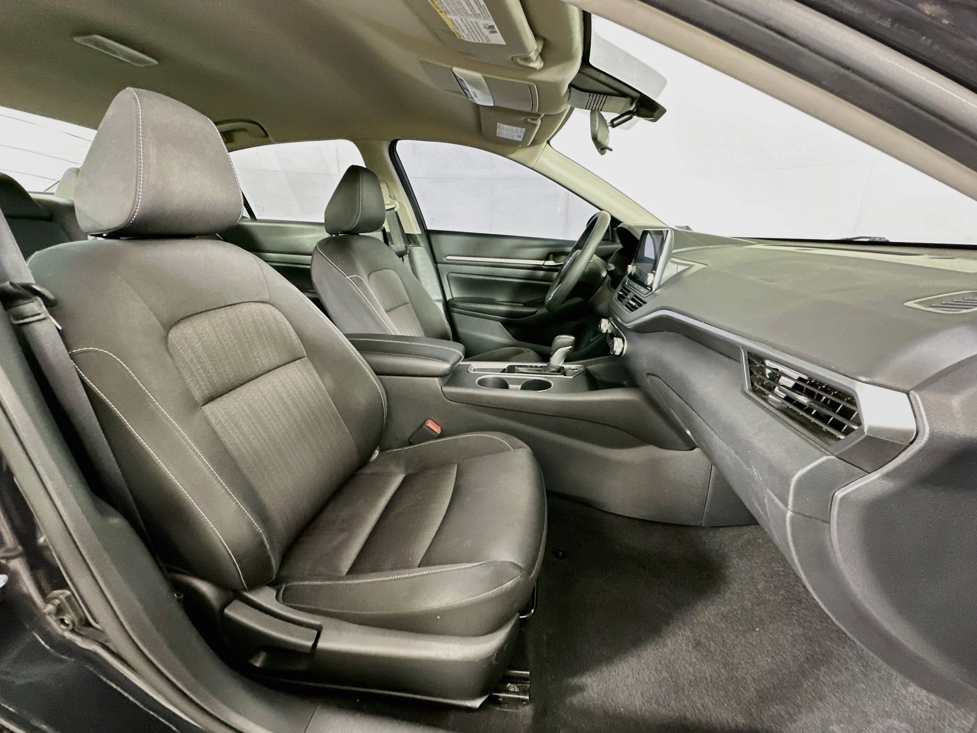 Used 2022 Nissan Altima 2.5 SV FWD image 29