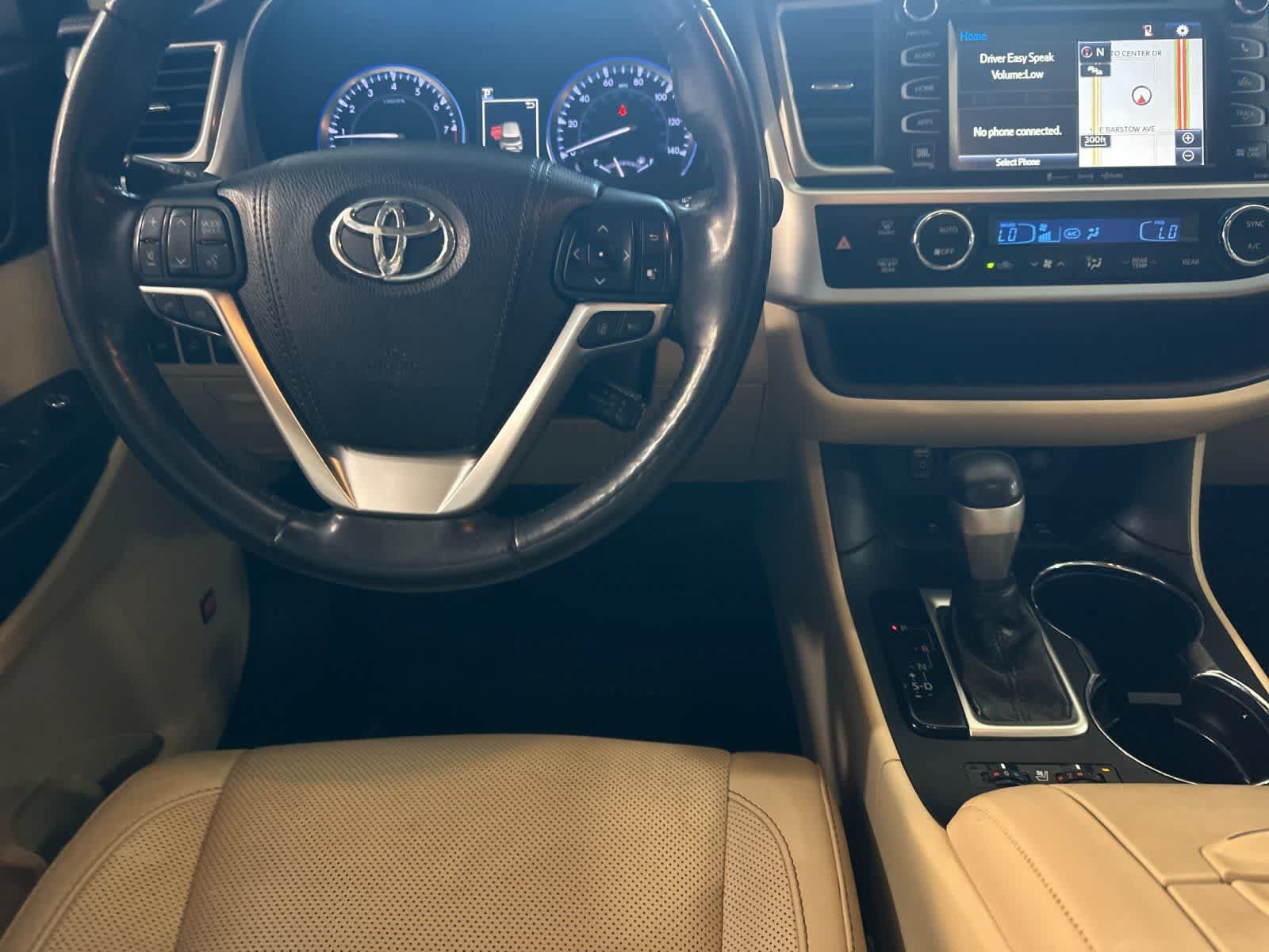 Used 2018 Toyota Highlander Limited Platinum AWD/4WD image 15