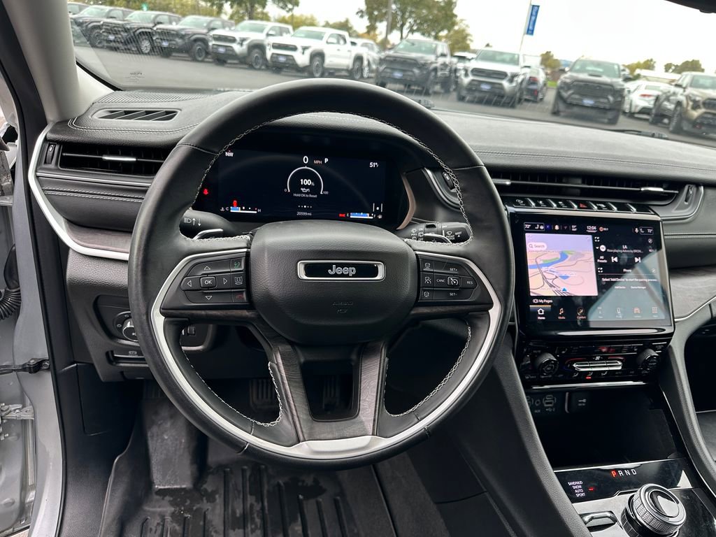 Used 2021 Jeep Grand Cherokee L Limited image 20