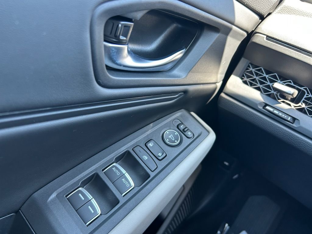 Used 2025 Honda Accord SE image 24