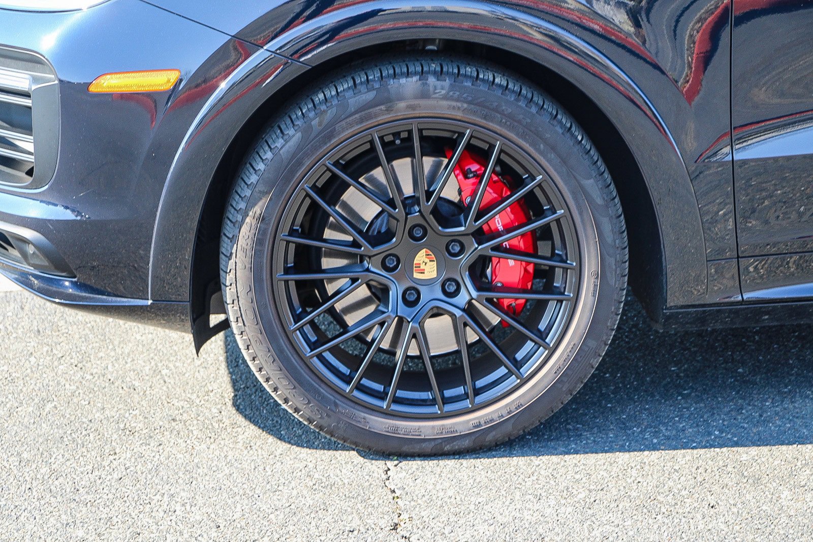 Used 2021 Porsche Cayenne GTS image 9