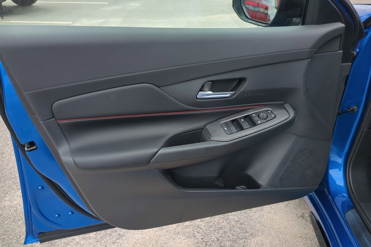 New 2026 Nissan Sentra SR w/ Floor Mat Package FWD image 12