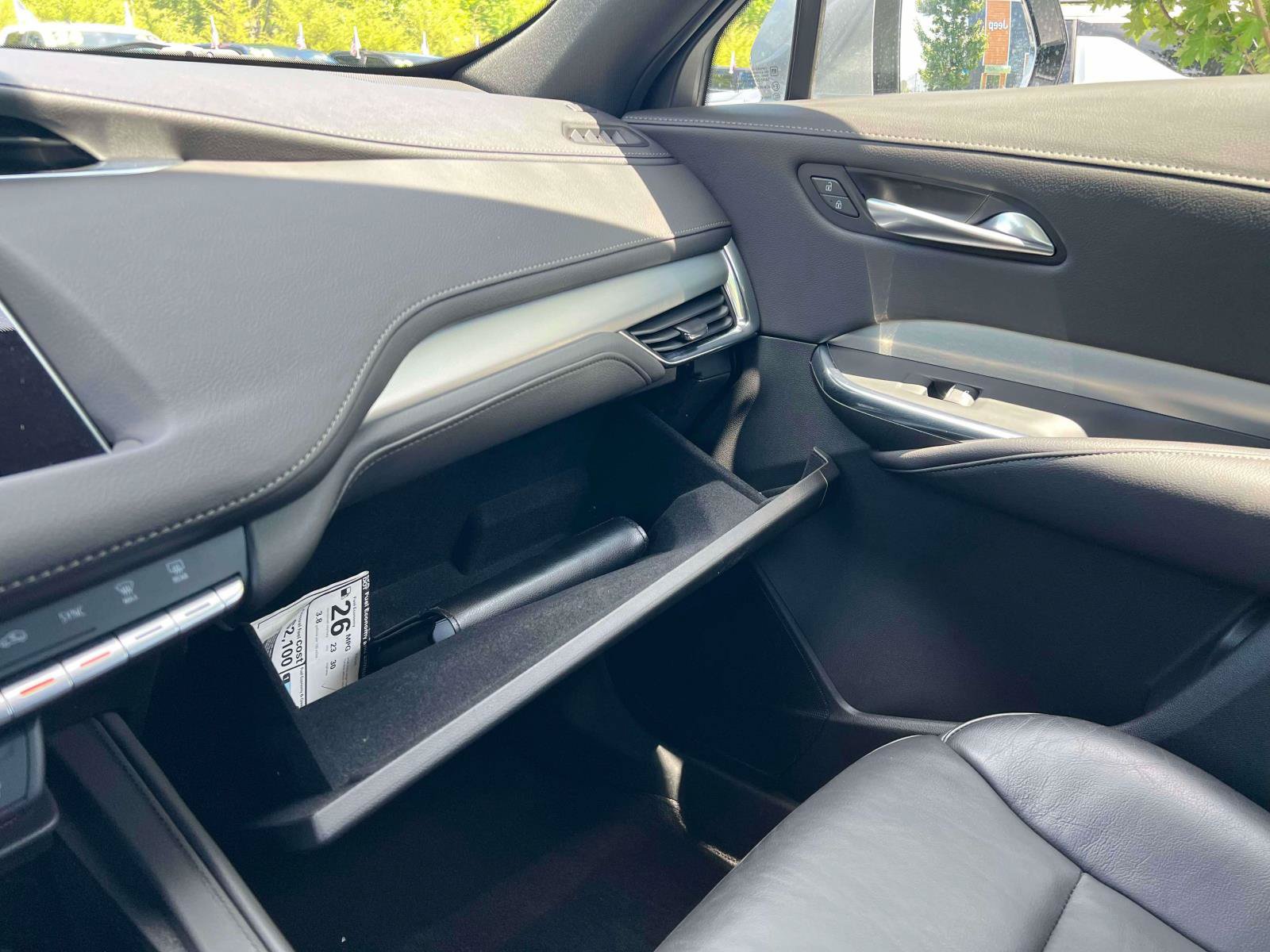 Used 2023 Cadillac XT4 Premium Luxury w/ Cold Weather Package FWD image 11