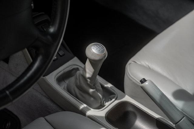 Used 1996 Porsche 911 Turbo RWD image 30