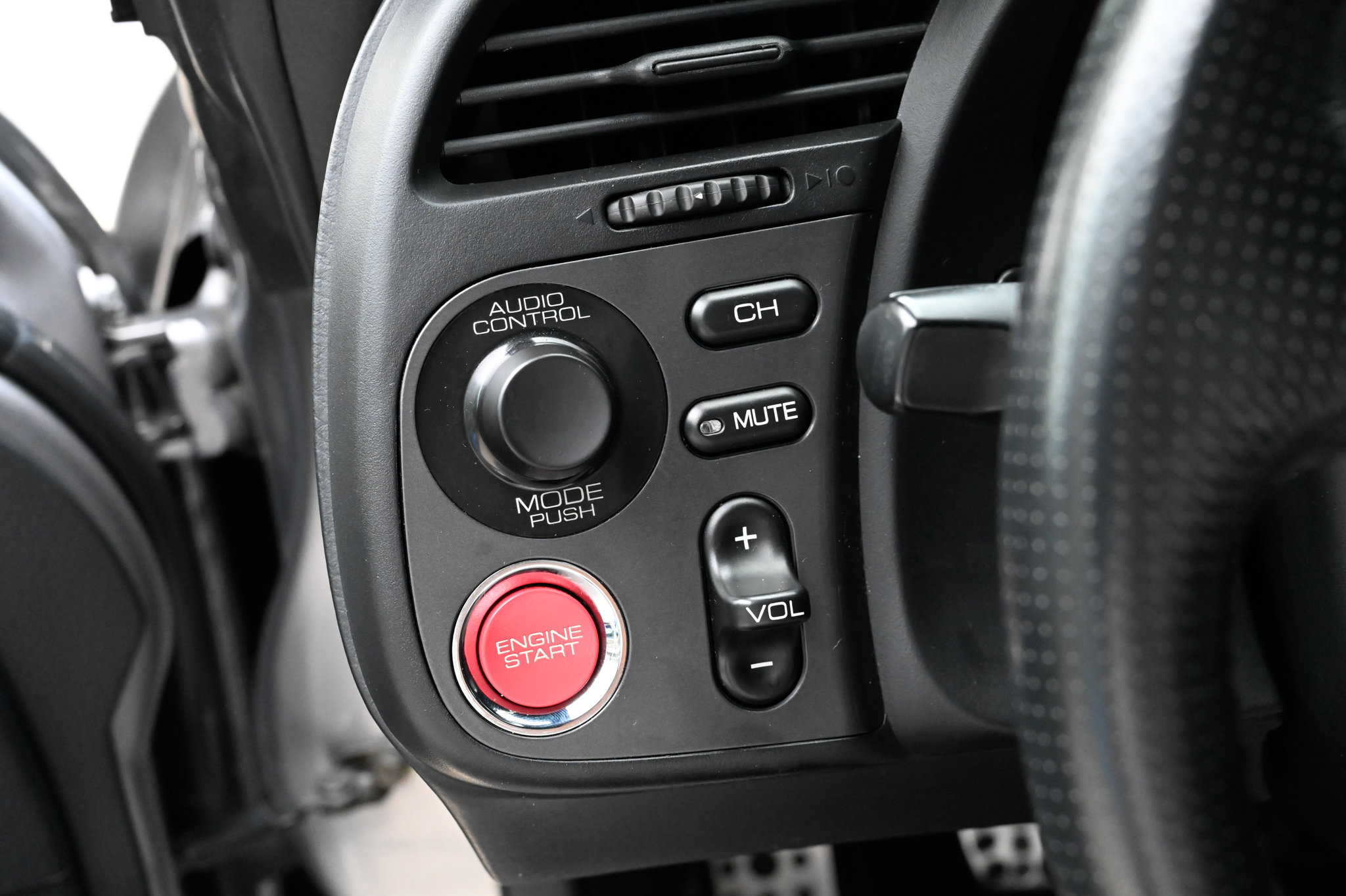 Used 2000 Honda S2000 image 21