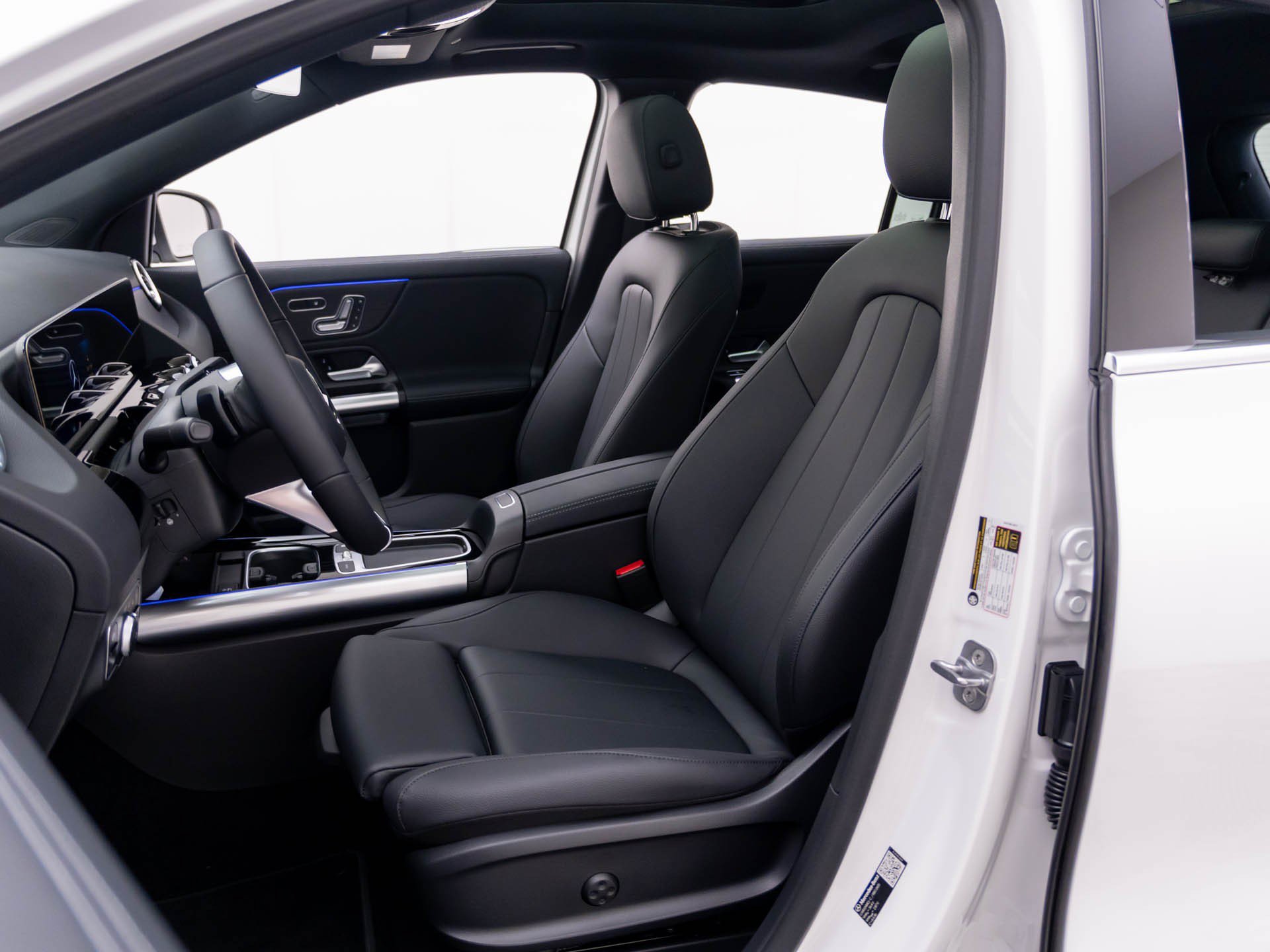 New 2026 Mercedes-Benz GLA 250 4MATIC image 17
