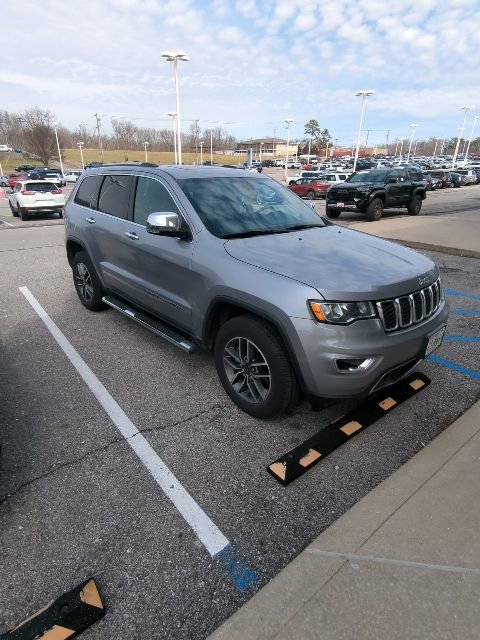 Used 2020 Jeep Grand Cherokee Limited w/ Luxury Group II AWD/4WD image 10