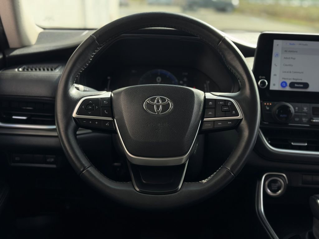 Certified 2024 Toyota Grand Highlander XLE image 14