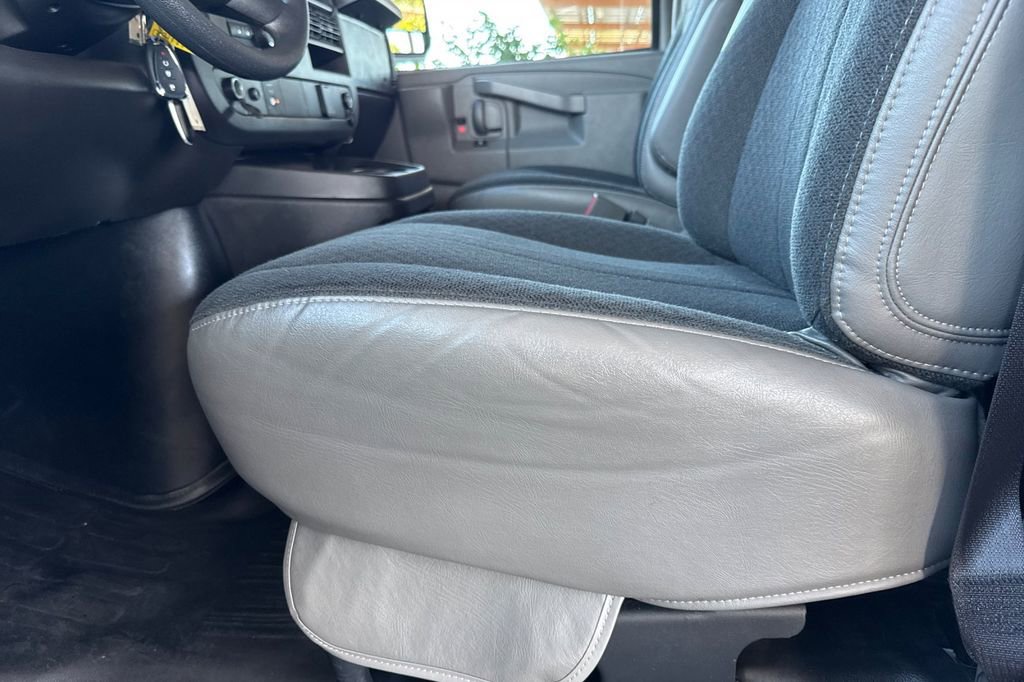 Used 2024 Chevrolet Express 2500 w/ Driver Convenience Package image 19