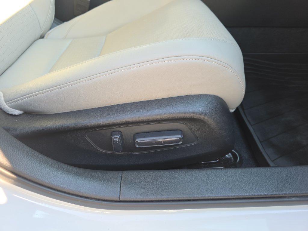 Used 2024 Honda Civic Touring image 35