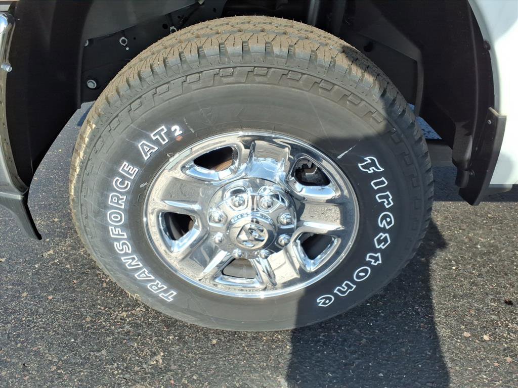 Used 2024 RAM 3500 Tradesman w/ Chrome Appearance Group image 21