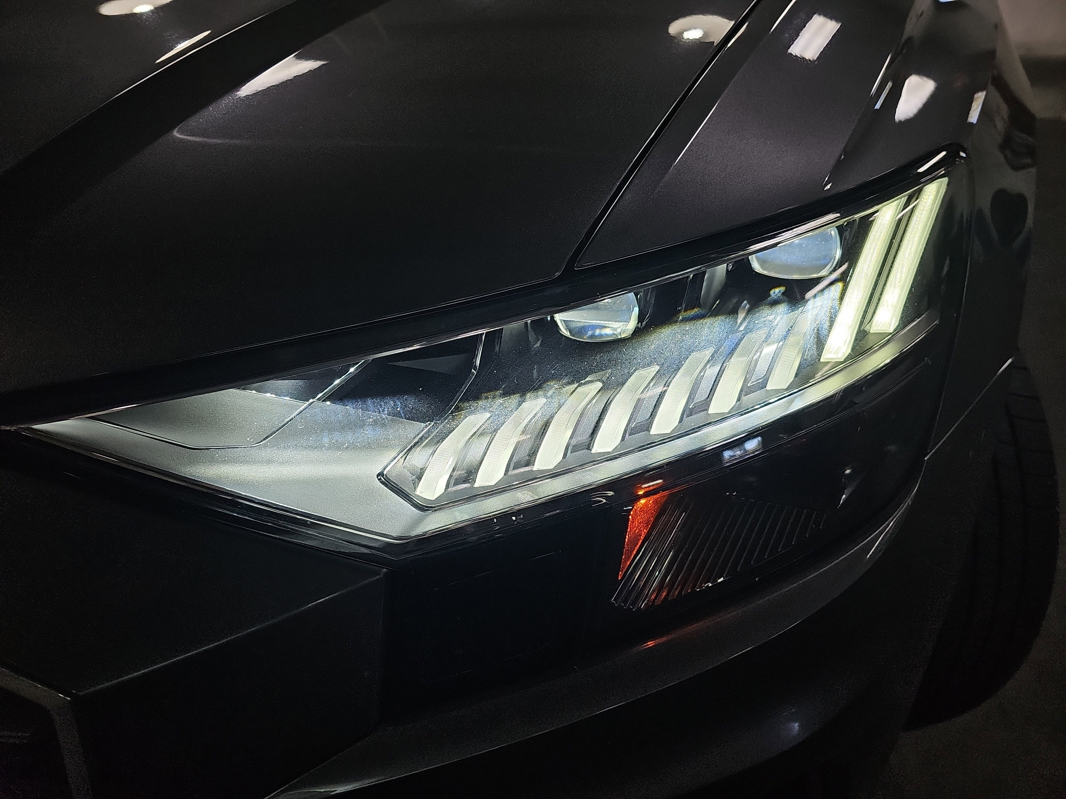 Used 2021 Audi Q8 Prestige image 32