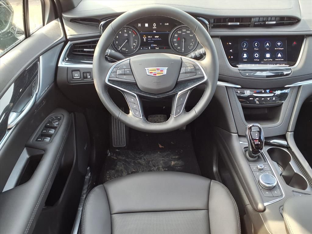 New 2026 Cadillac XT5 Premium Luxury w/ LPO, Floor Liner Package AWD/4WD image 11