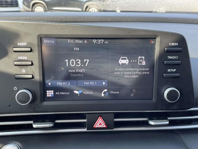 Used 2023 Hyundai Elantra Blue image 19