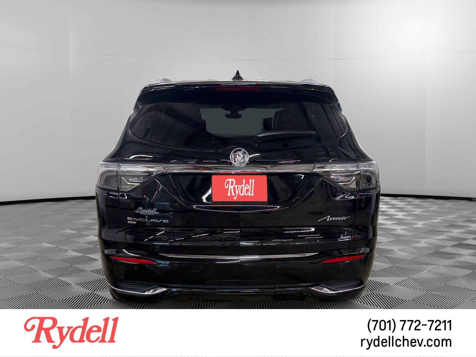 Used 2024 Buick Enclave Avenir w/ Avenir Technology Package AWD/4WD image 4