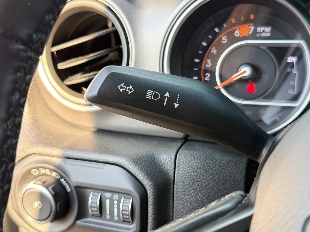 Used 2020 Jeep Wrangler Unlimited Sport S AWD/4WD image 30