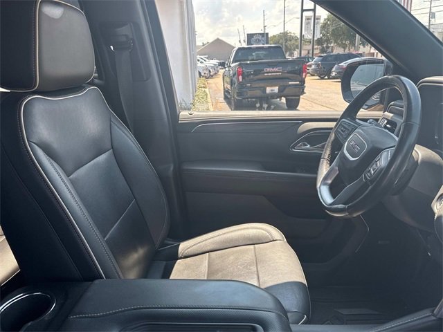 Used 2023 GMC Yukon SLT image 14