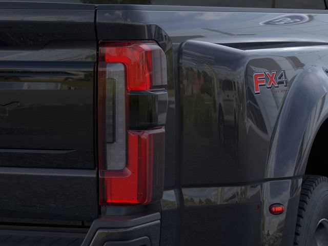 New 2026 Ford F450 Platinum w/ FX4 Off-Road Package AWD/4WD image 21