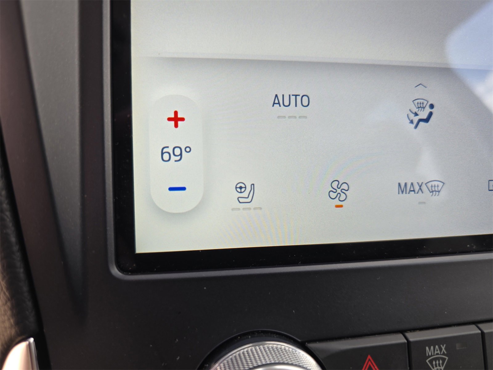 Used 2023 Ford Edge Titanium image 20