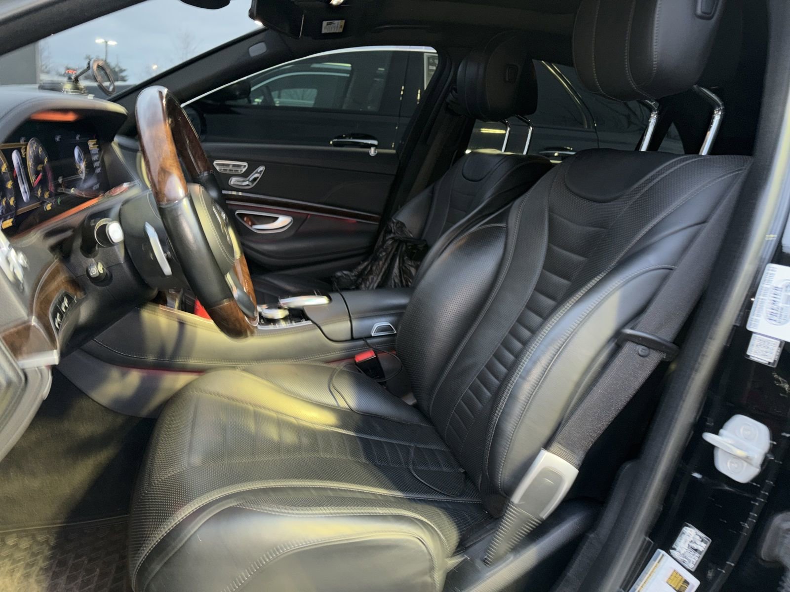 Used 2018 Mercedes-Benz S 560 4MATIC Sedan image 9