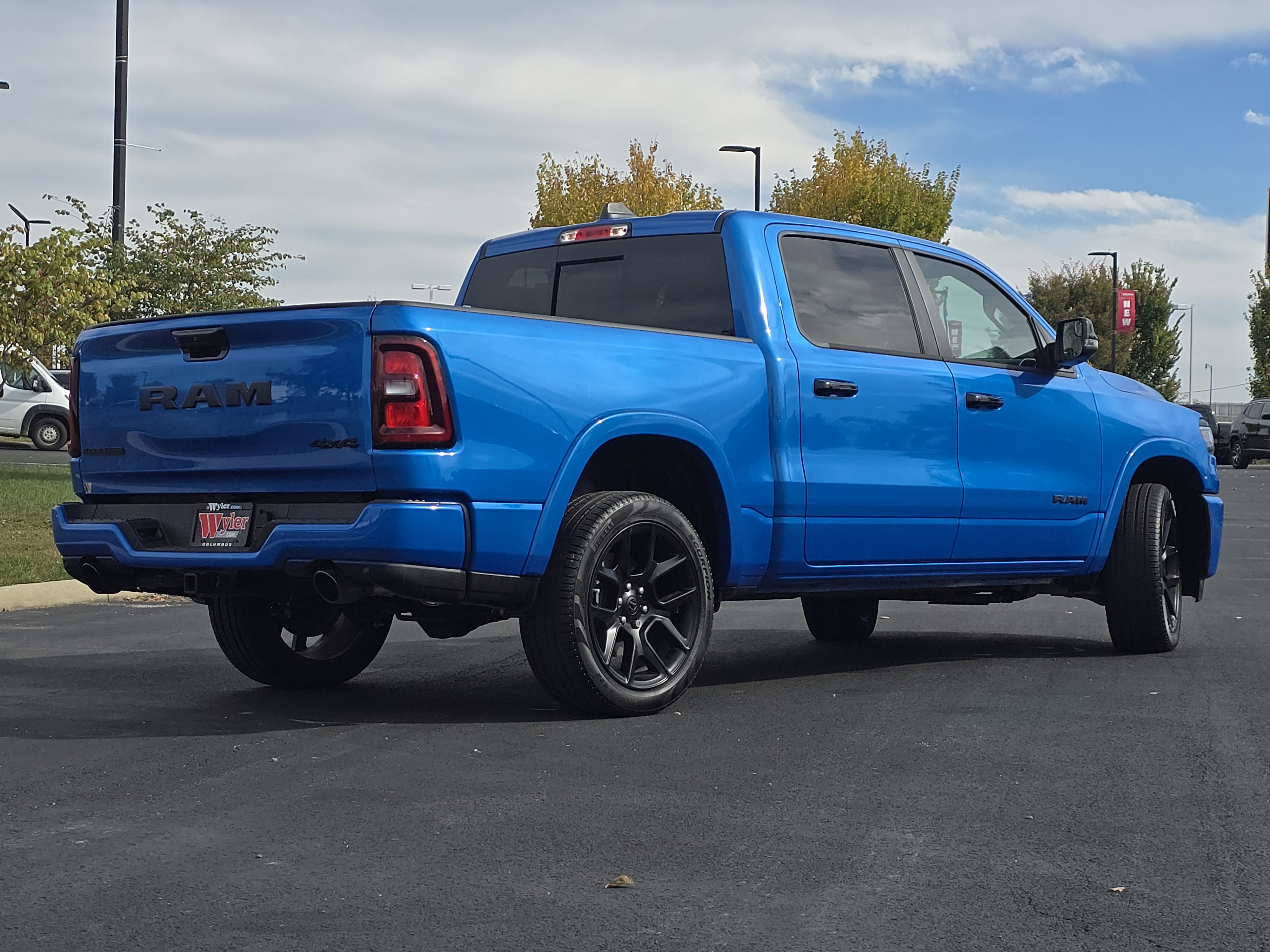 New 2025 RAM 1500 Laramie w/ Night Edition AWD/4WD image 18