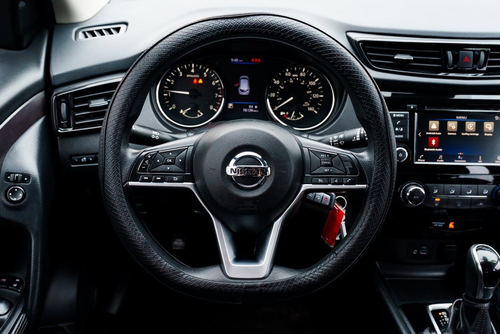 Used 2021 Nissan Rogue Sport S image 12