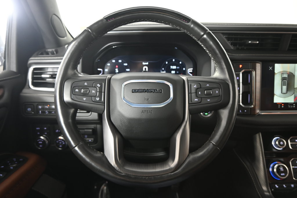Used 2024 GMC Yukon Denali Ultimate AWD/4WD image 36