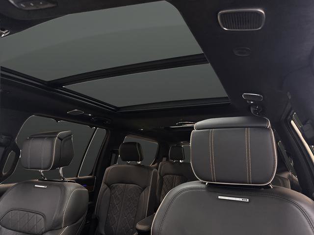 Used 2024 Jeep Grand Wagoneer Series III image 7