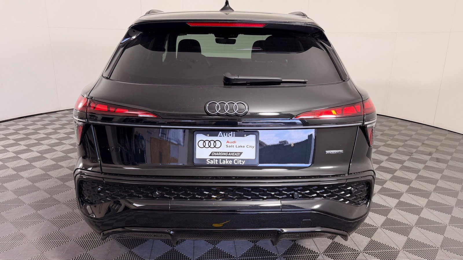 New 2026 Audi Q3 quattro 2.0T AWD/4WD image 14